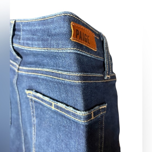 Paige women’s Jax knee Bermuda denim size
28 shorts cut off dark wash preloved - Picture 4 of 7